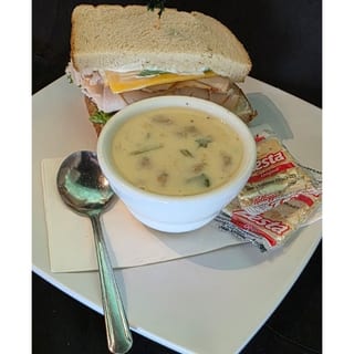 1/2 Sandwich and Salad/Soup
