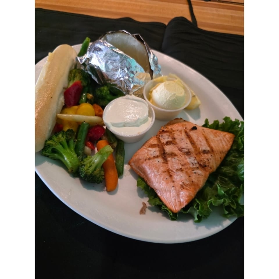 Delicious Grilled Salmon Options